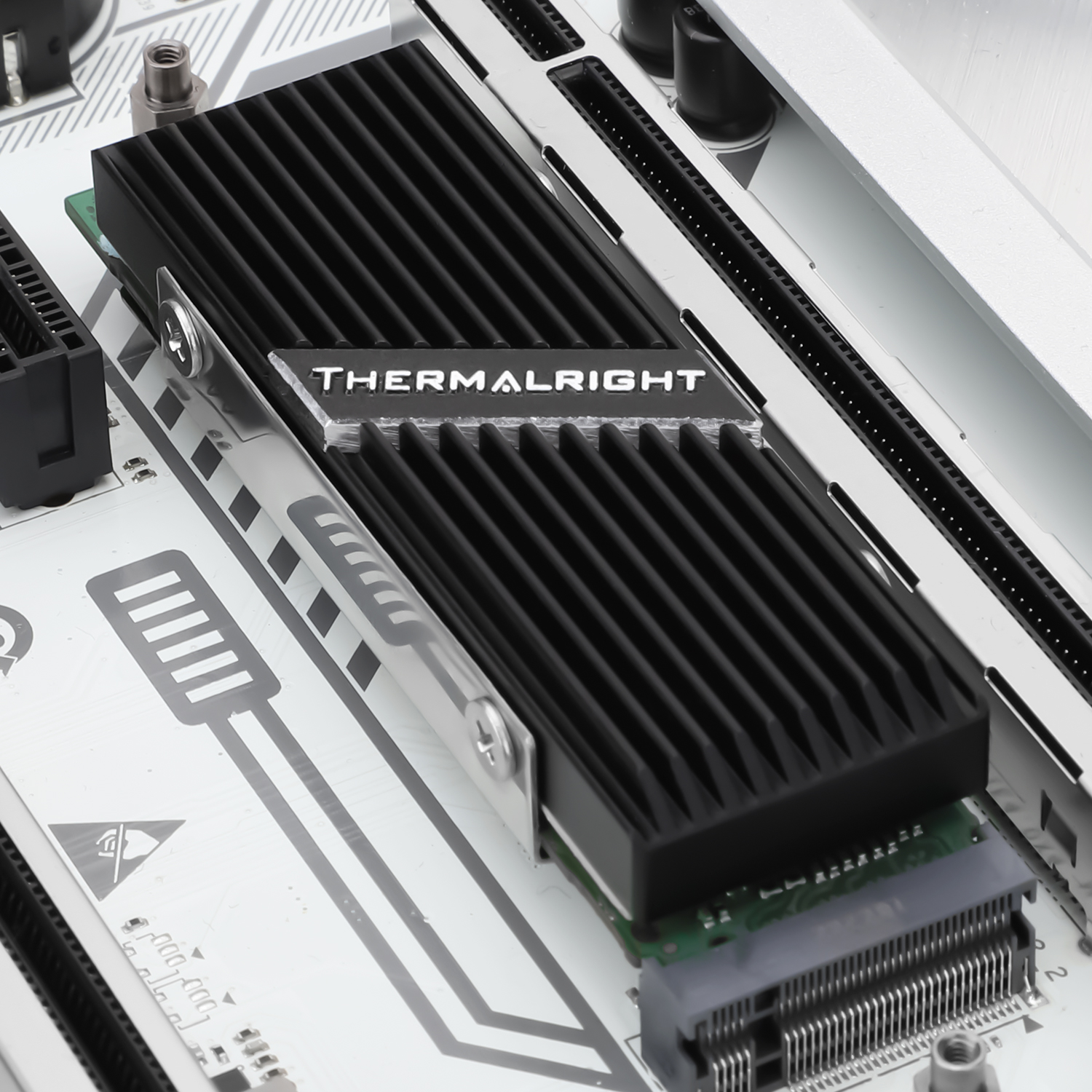 Picture of Thermalright TR‑M.2 2280 Type A B SSD Heatsink – High Performance Aluminum Cooler