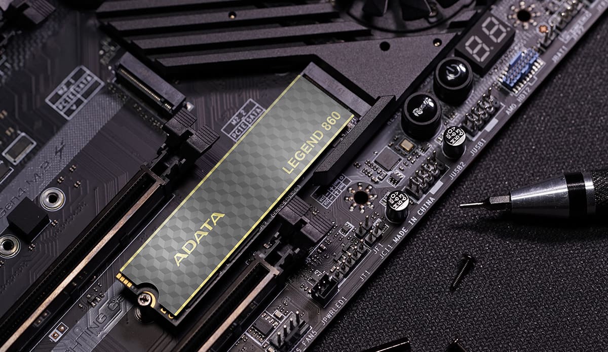 صورة لـ  إيه داتا ليجند 860 إس إس دي 500 جيجابايت PCIe Gen4 x4 NVMe M.2